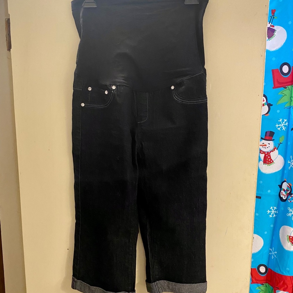 Maternity jean capris
